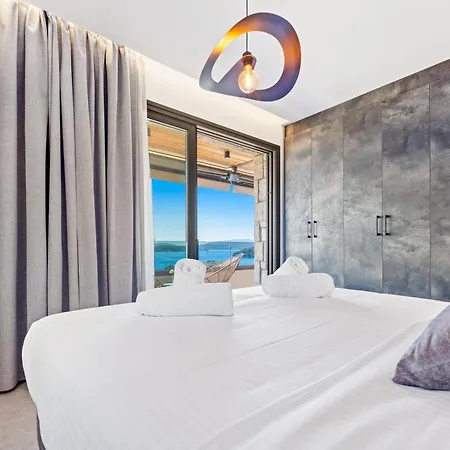 Ribaj Luxury Nydri (Lefkada)