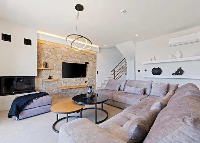 Ribaj Luxury Villa *