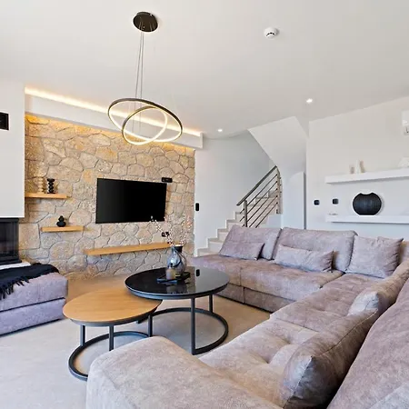 Ribaj Luxury Вилла *